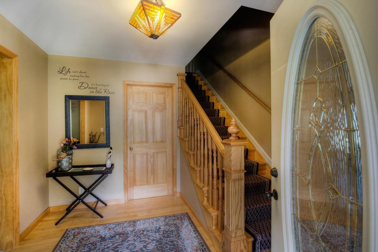 Eagle Pine Lodge Кастер Екстер'єр фото