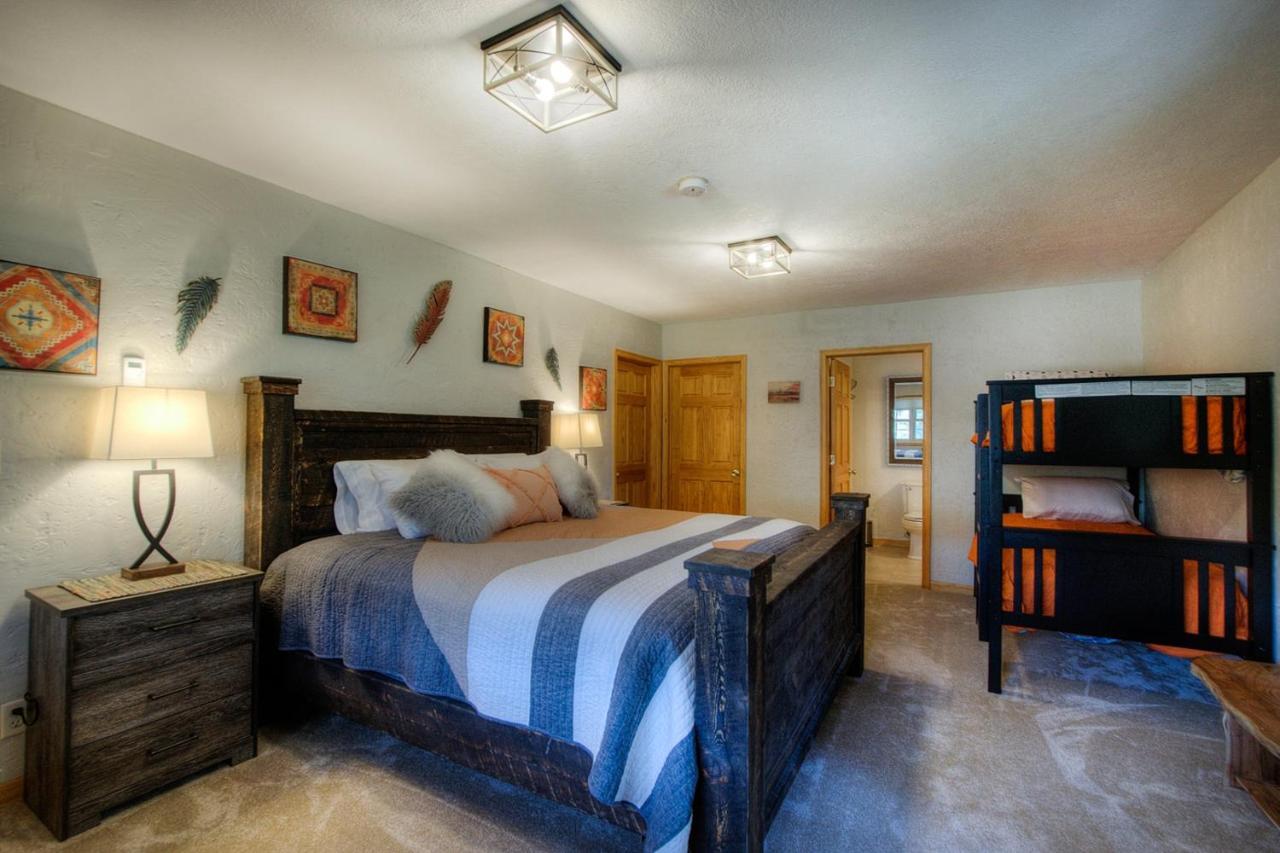 Eagle Pine Lodge Кастер Екстер'єр фото